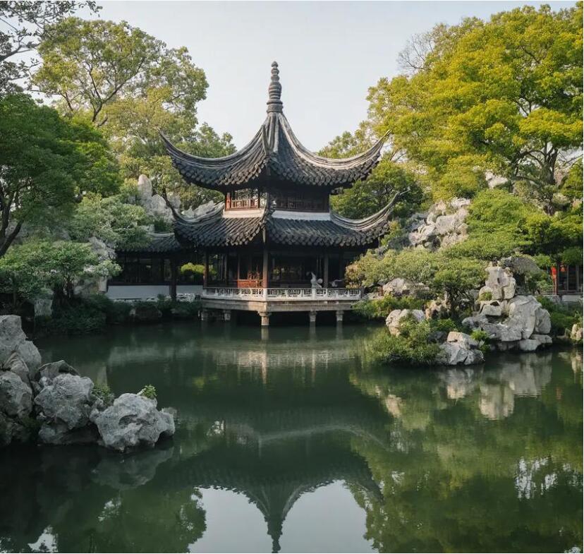 鸡西梨树初夏餐饮有限公司